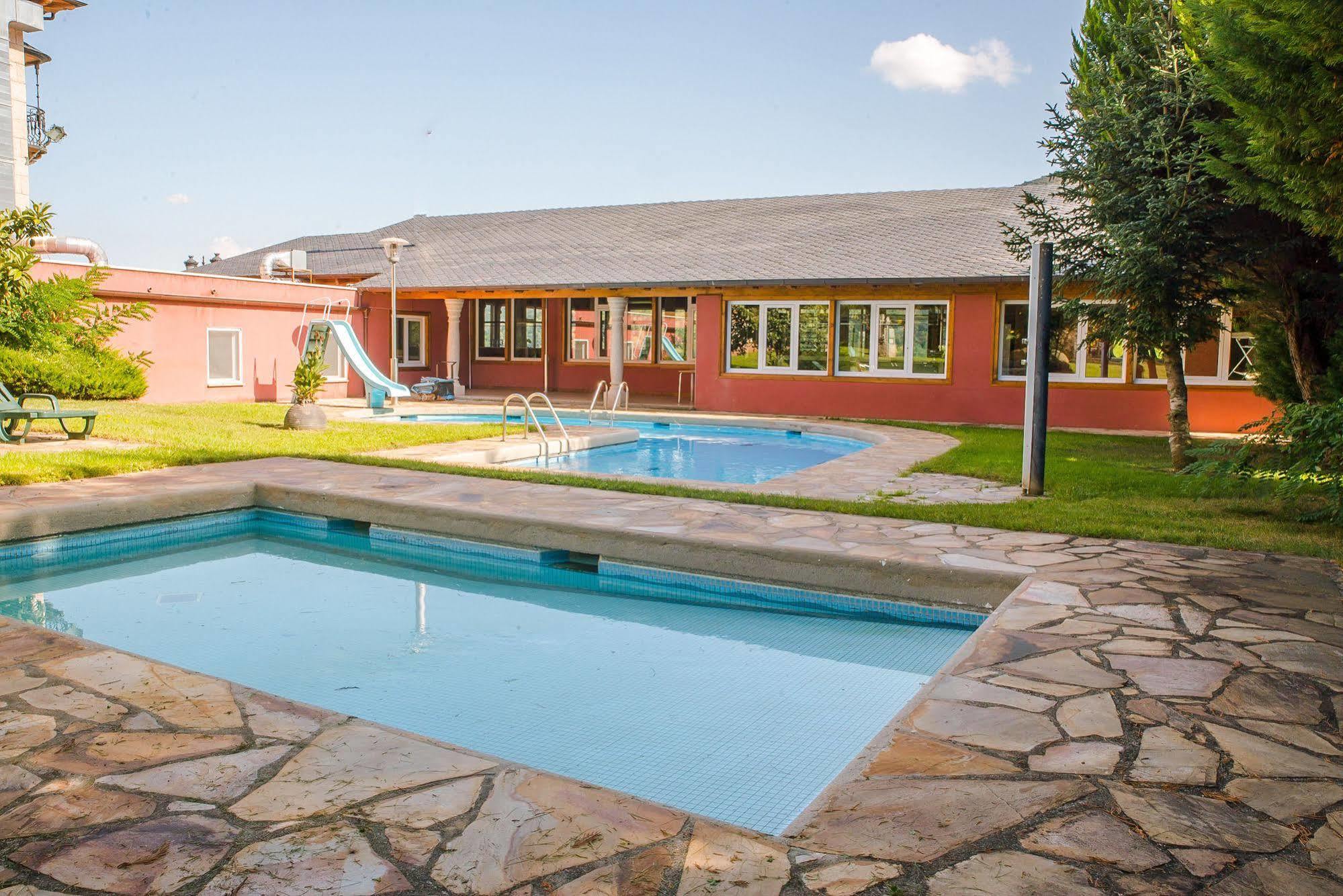 Complejo Hostelero Paladium Villamartin  Экстерьер фото